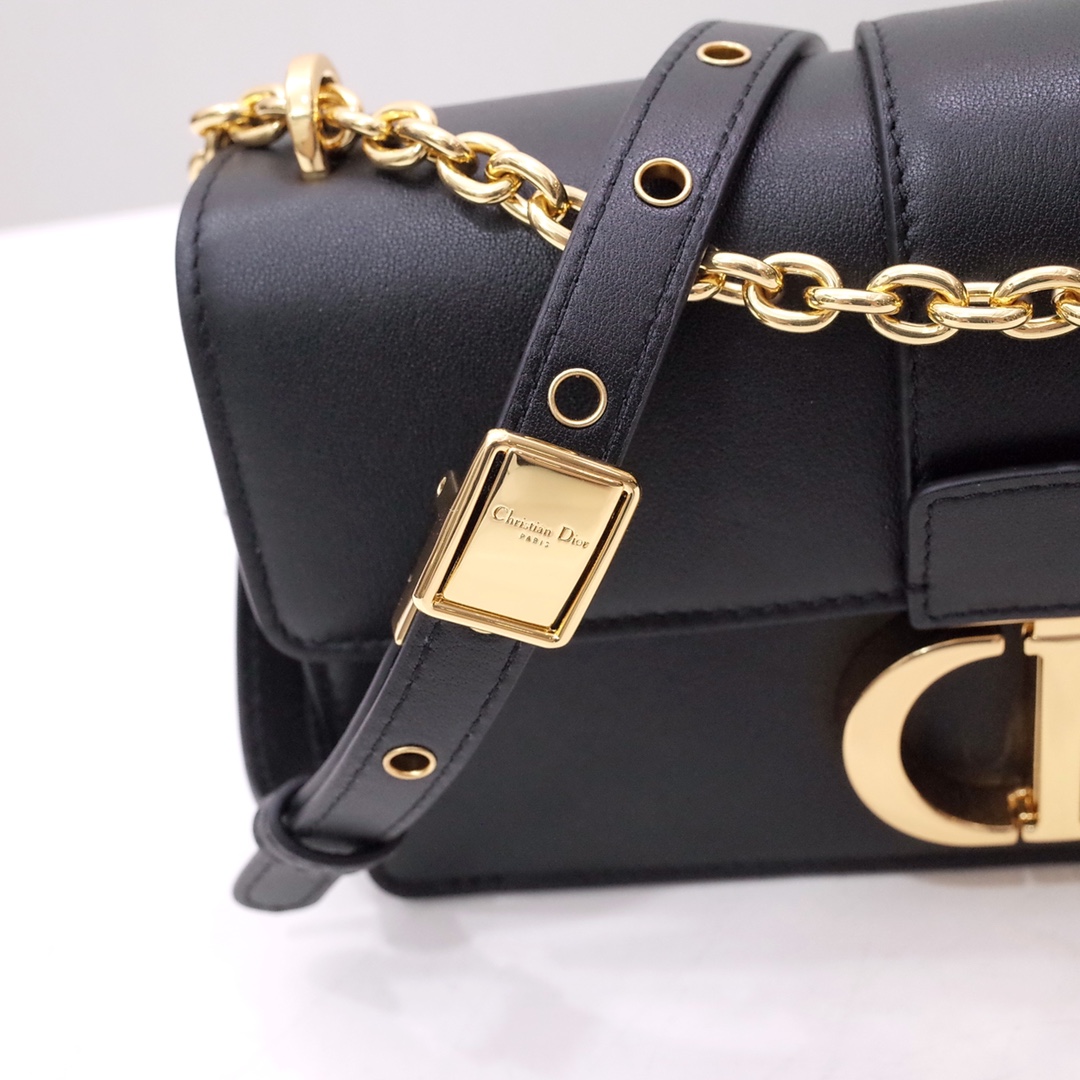 30 Montaigne East-West Bag with Chain Black Calfskin